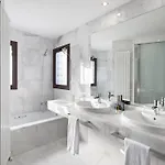 Hotel Masmonzon 4*