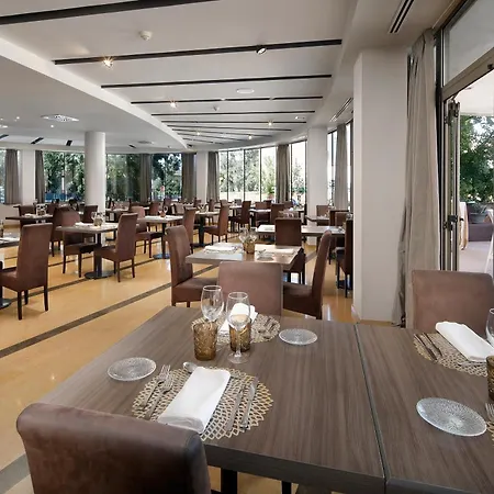 Hotel Masmonzon