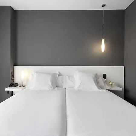 마스 몬존 4*