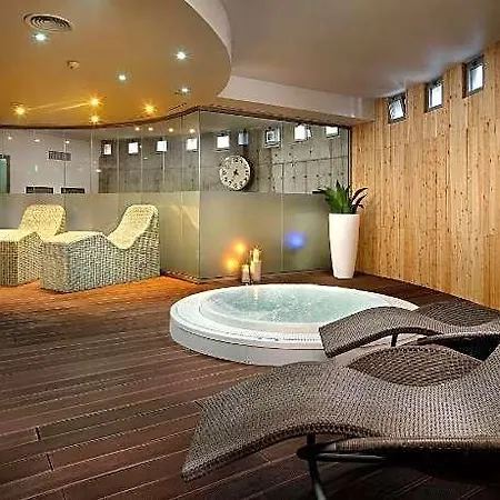 Hotel Hotel Masmonzon 4*