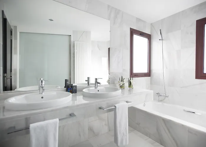 Masmonzon Hotel Monzón