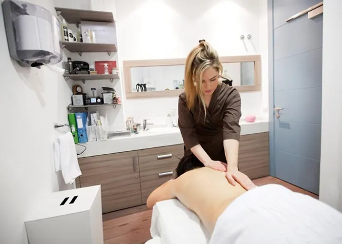 Masmonzon Hotel Monzón